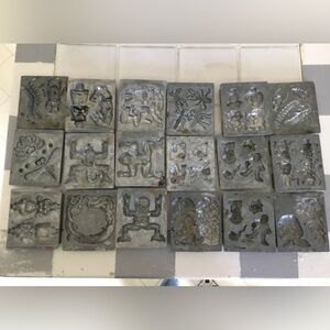 Creepy Crawler Lot 18  Molds vintage GUC